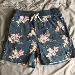 Insight board shorts 6in